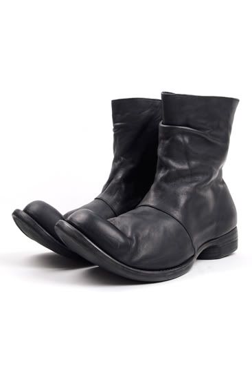 Leather_Boots_4ef824432f67d.jpg