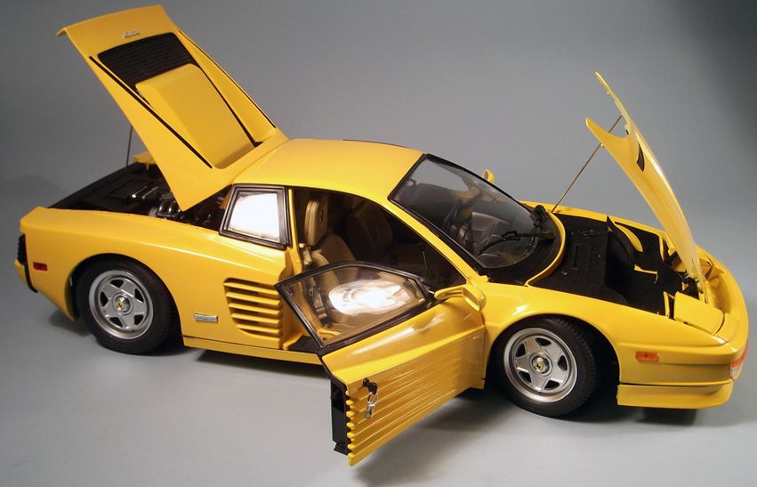 Ferrariside01.jpg