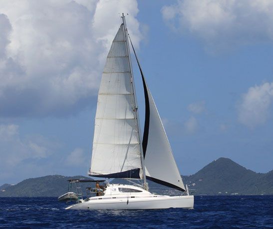 Utopia_fullsails_july2009.jpg