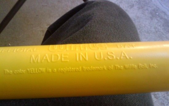 yellow bat wiffle-ball-trademarked-yellow-e1280770359809_zpsb7839088.jpg