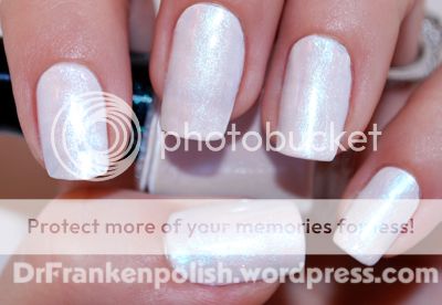 http://i726.photobucket.com/albums/ww264/drfrankenpolish/duo004.jpg