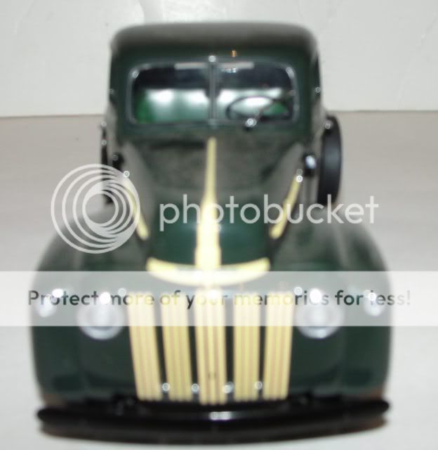 Danbury Mint 1942 Green Ford Pickup Truck Diecast